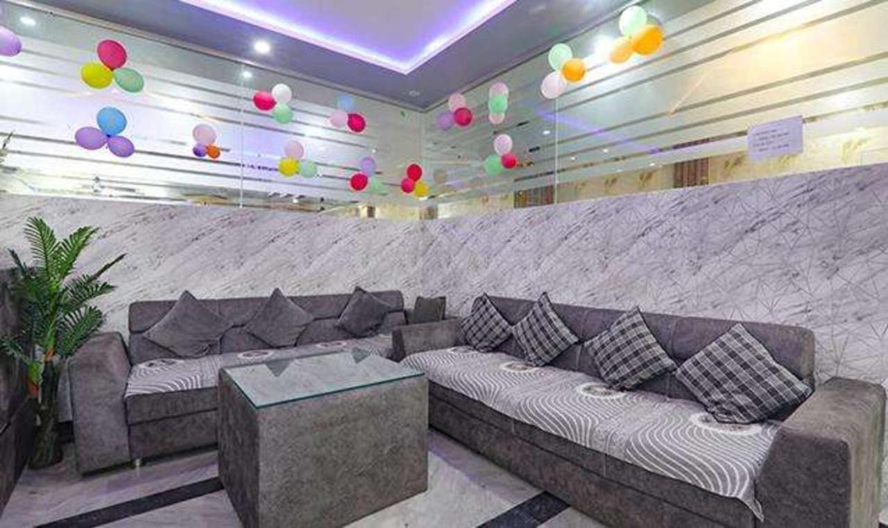 Fabexpress Ss Grand Hotel Banthra Sikandarpur Buitenkant foto