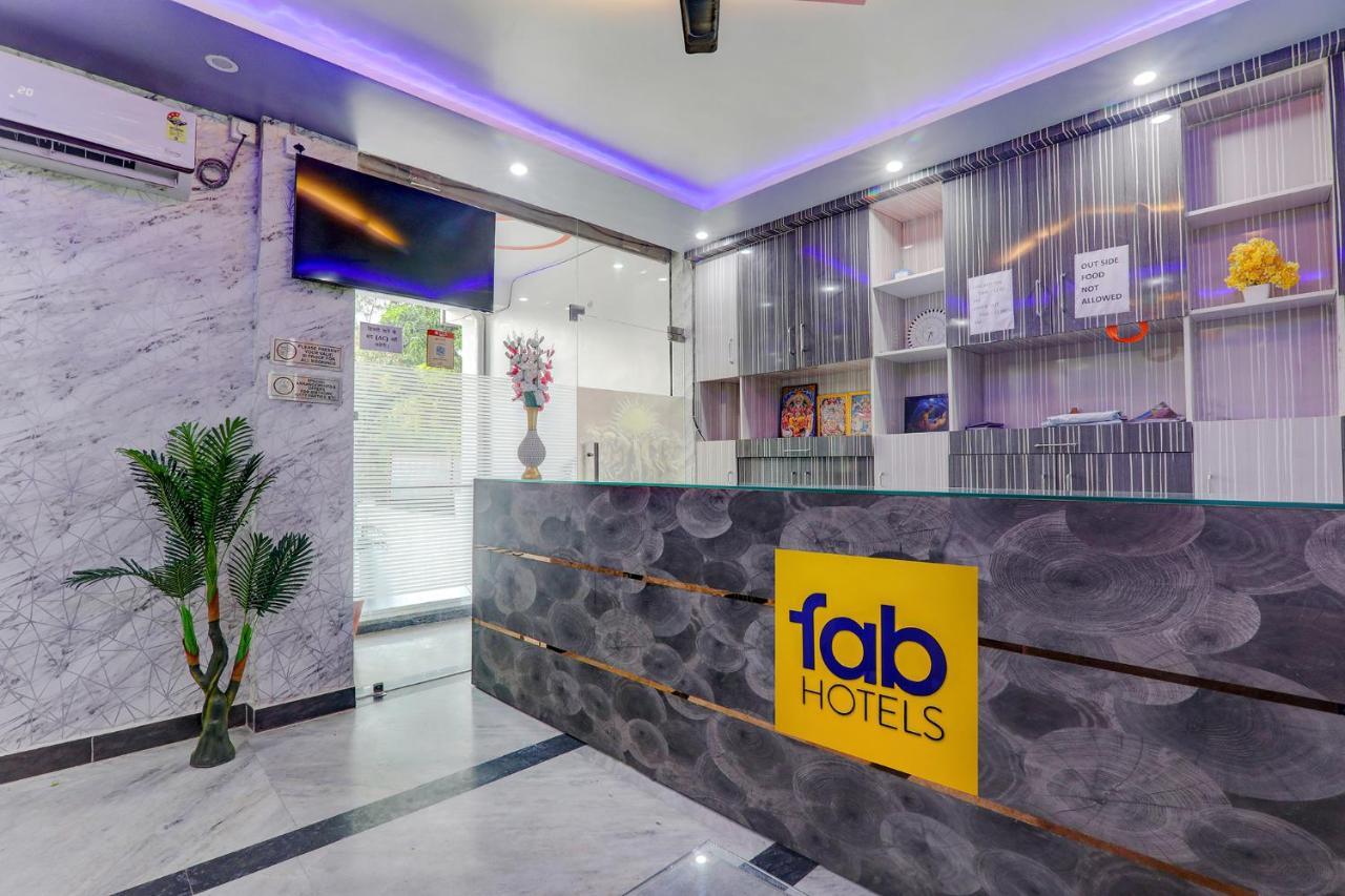 Fabexpress Ss Grand Hotel Banthra Sikandarpur Buitenkant foto